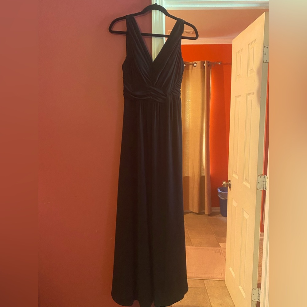 Sangria Black Sleeveless Dress